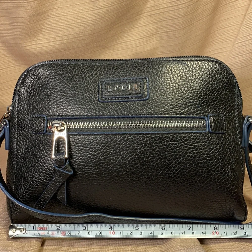 LODIS leather shoulder/crossbody bag hardly used